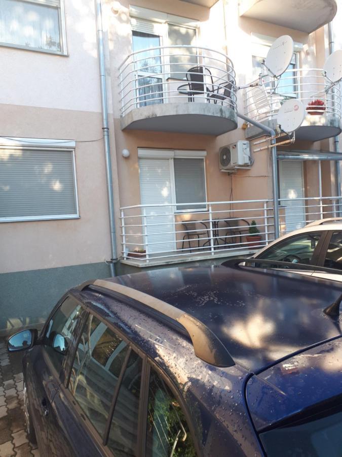 Katalin Apartman Hajduszoboszlo Bagian luar foto